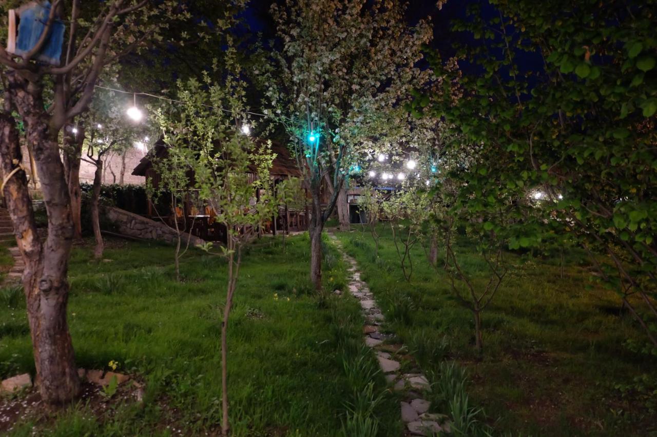 Bed & Breakfast Dil Hill By Sam Dilijan